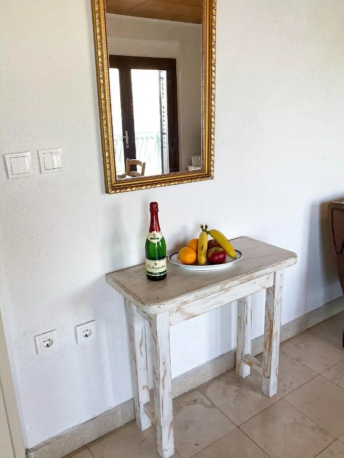 Seaview & Beachfront Apartments Jakov Donji Okrug  0*, Donji Okrug (Ciovo) Croatia
