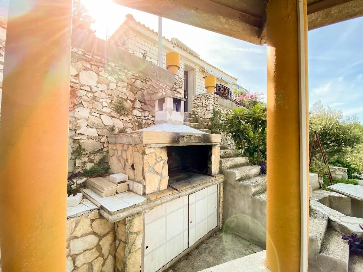 Seaview & Beachfront Apartments Jakov Donji Okrug   Donji Okrug (Ciovo)